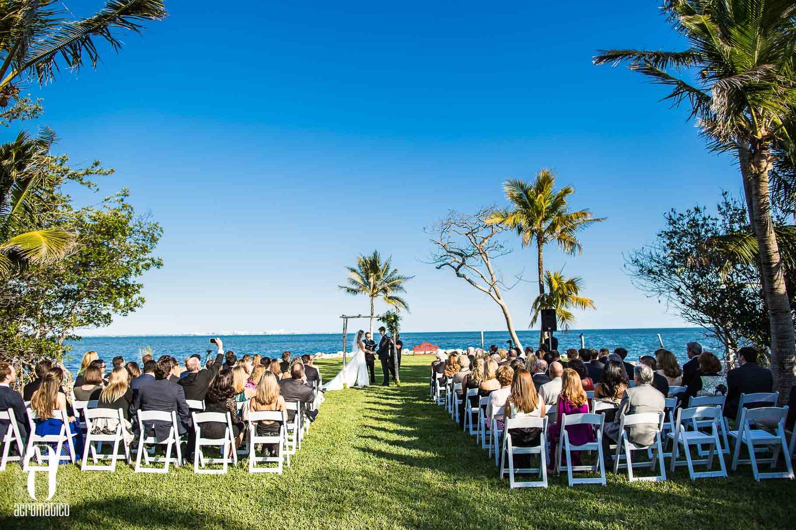 The Kampong Wedding Paula Frank South Florida We Loved Working With This Beautiful They Had Such A Gorgeous Wedding At The Kampong In Coconut Grove Enjoy Some Of Our Favorites From Day