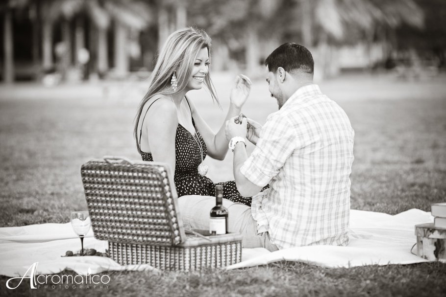 margaret pace park wynwood cafeina lounge engagement session-6
